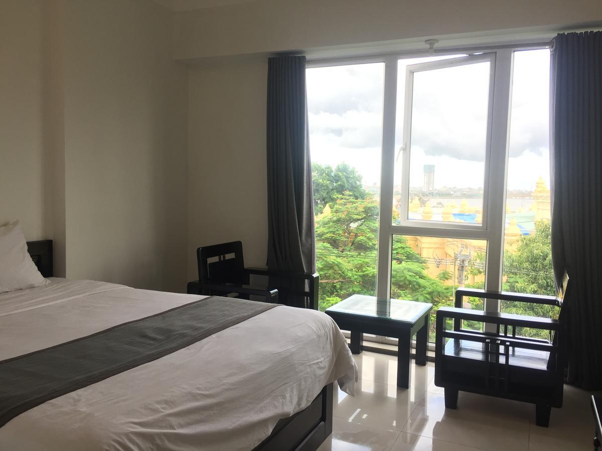 Khue My Hotel Дананг Экстерьер фото